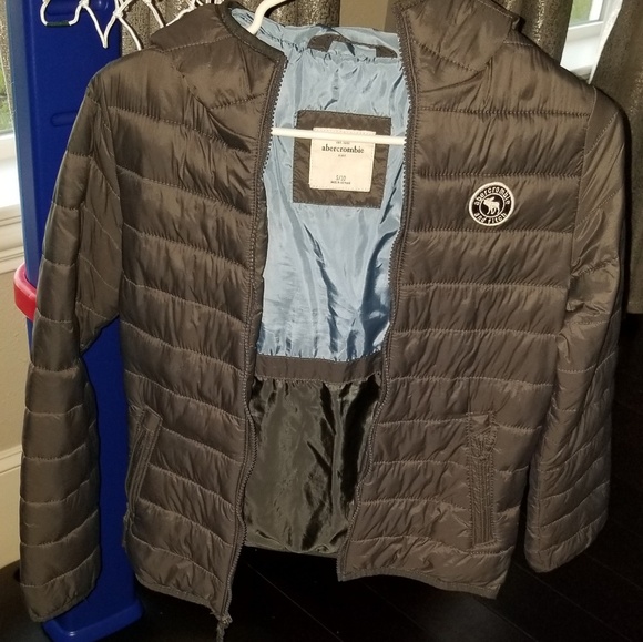 Light weight jacket - Picture 1 of 5